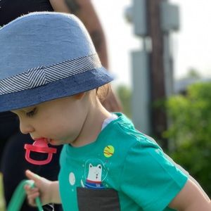 Meet your Posher, Rebeca